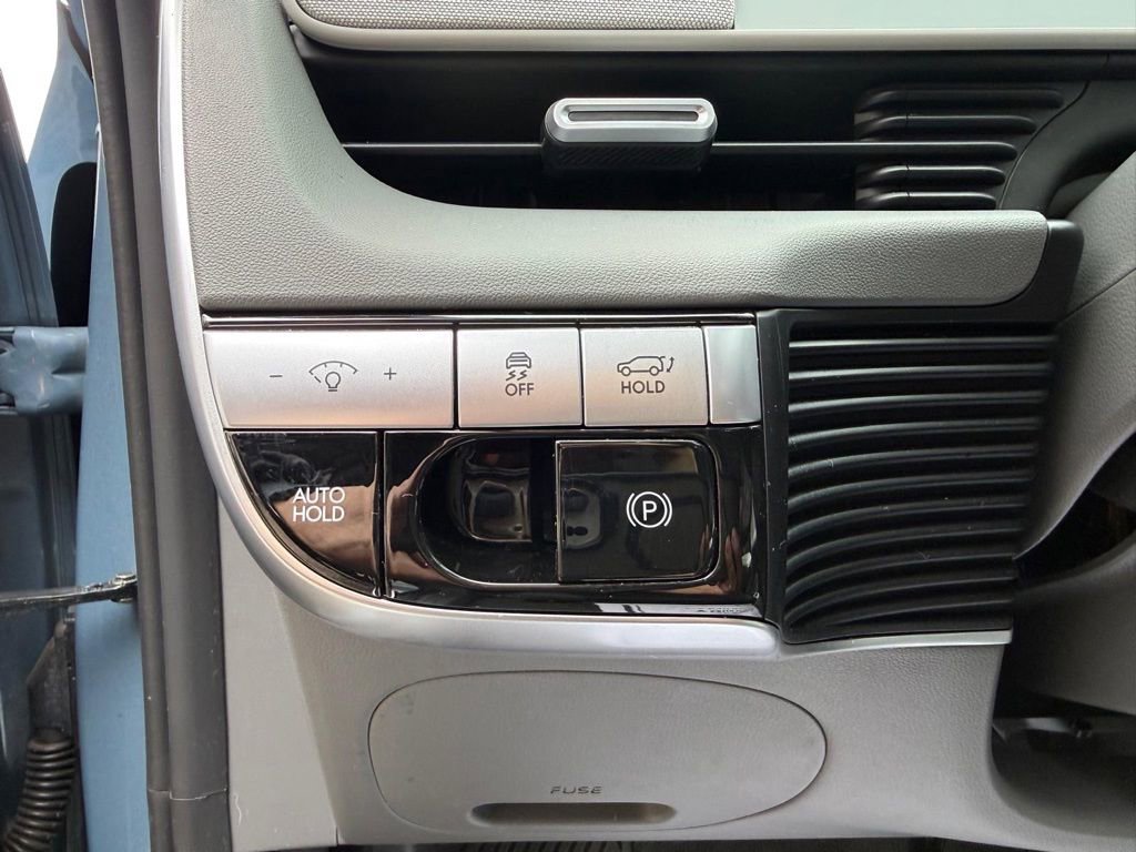 Used 2024 Hyundai Ioniq 5 SEL image 13