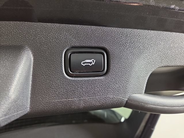 Certified 2026 Kia Sportage SX FWD image 33