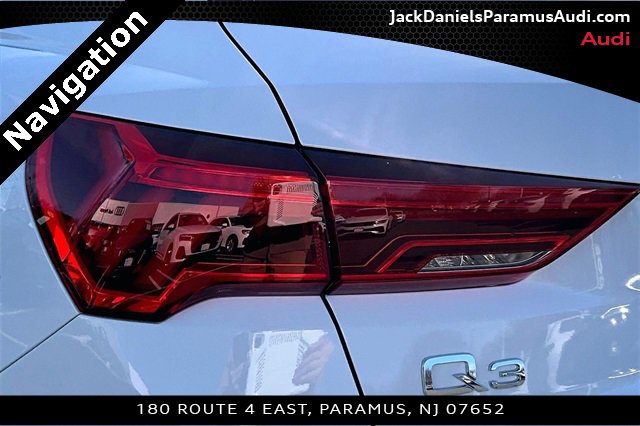 Used 2024 Audi Q3 2.0T Premium Plus image 22