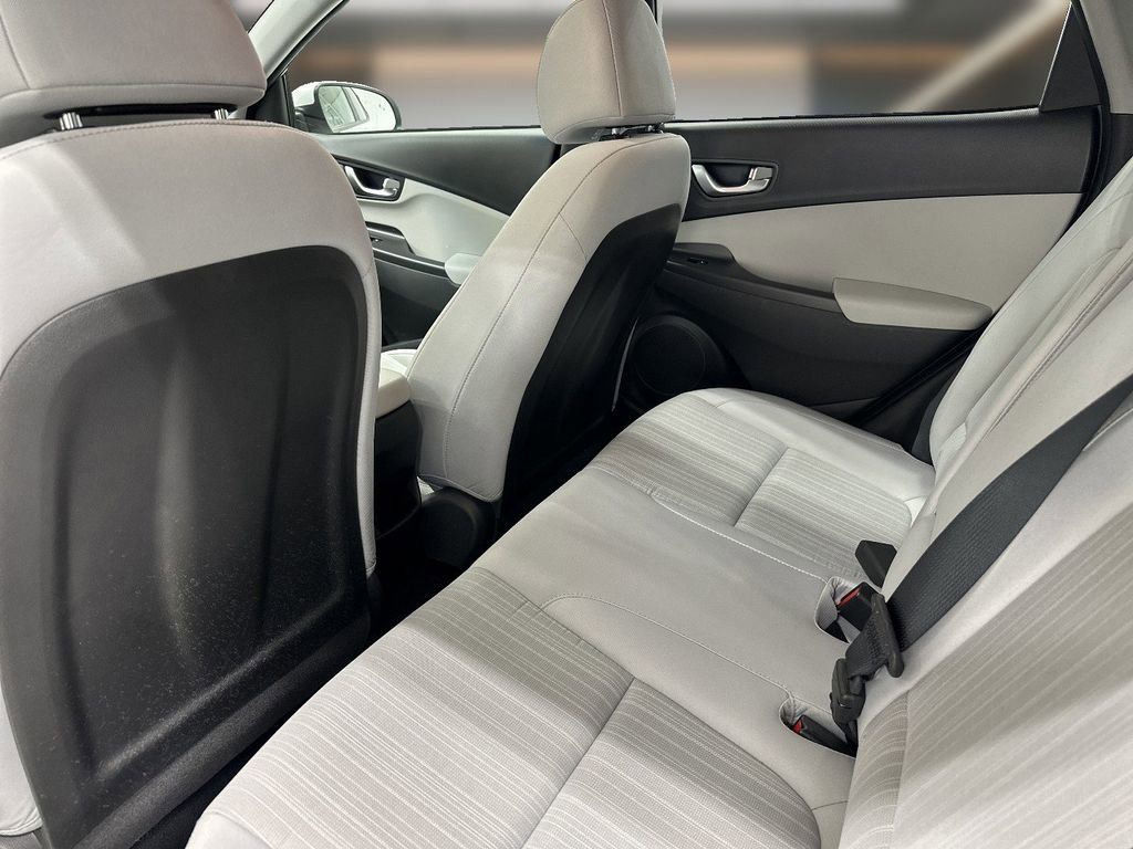 Certified 2023 Hyundai Kona SEL w/ Convenience Package image 12