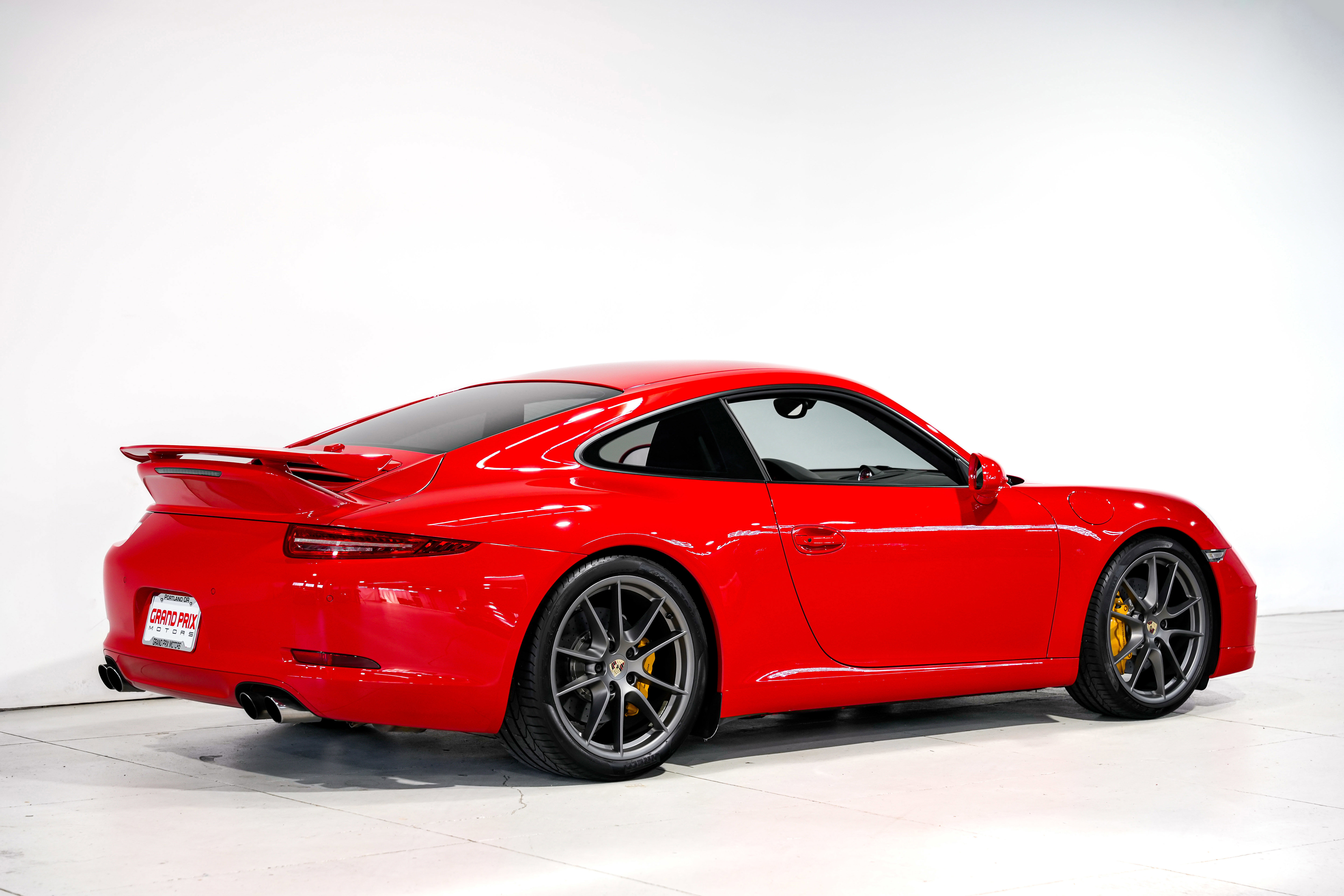 Used 2013 Porsche 911 Carrera S image 4