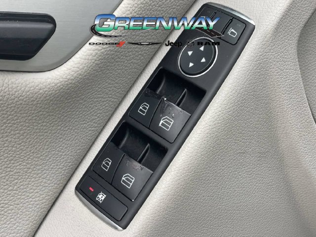 Used 2014 Mercedes-Benz C 250 Sedan image 17