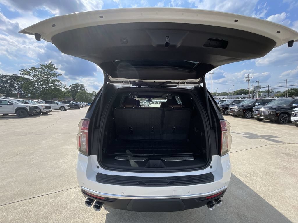 Certified 2022 Chevrolet Tahoe High Country AWD/4WD image 27