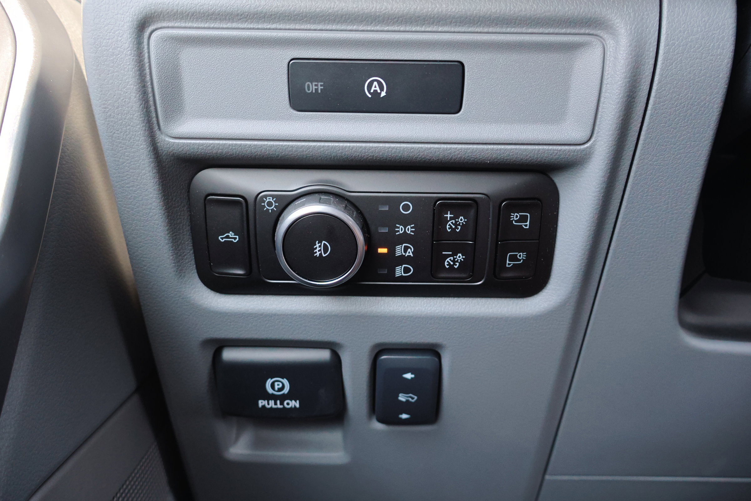 Certified 2025 Ford F150 Lariat w/ Equipment Group 501A Mid image 14