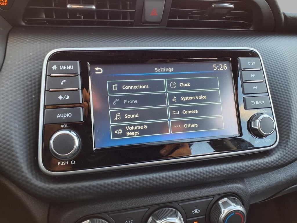 Used 2025 Nissan Kicks Play S FWD image 7