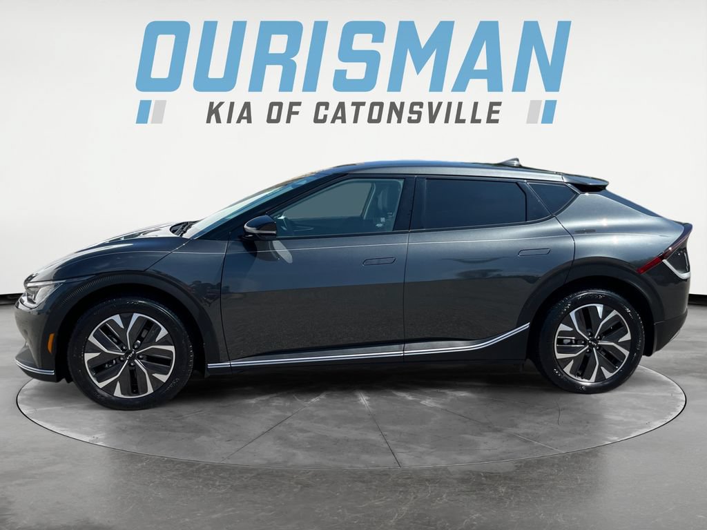Certified 2024 Kia EV6 Light AWD/4WD image 3