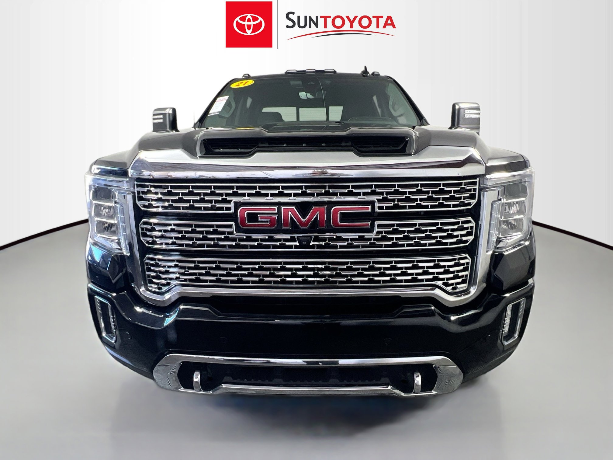 Used 2021 GMC Sierra 2500 Denali w/ Denali Ultimate Package image 10