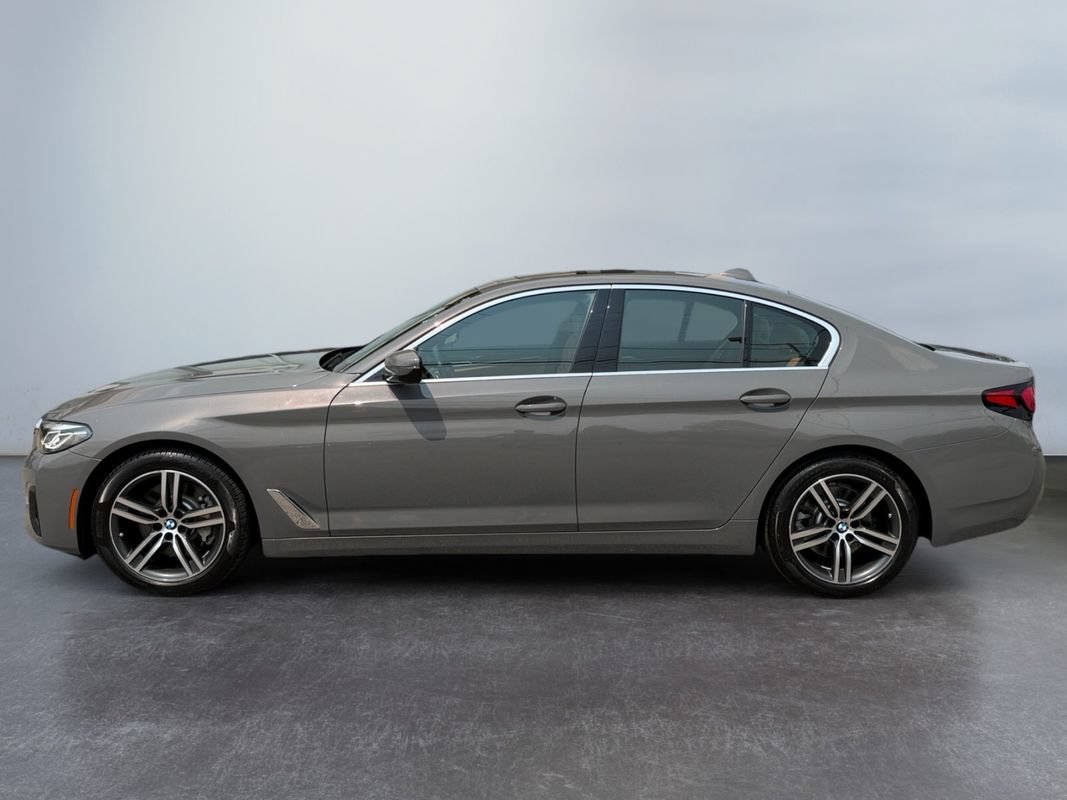 Used 2022 BMW 530i xDrive w/ Convenience Package AWD/4WD image 8