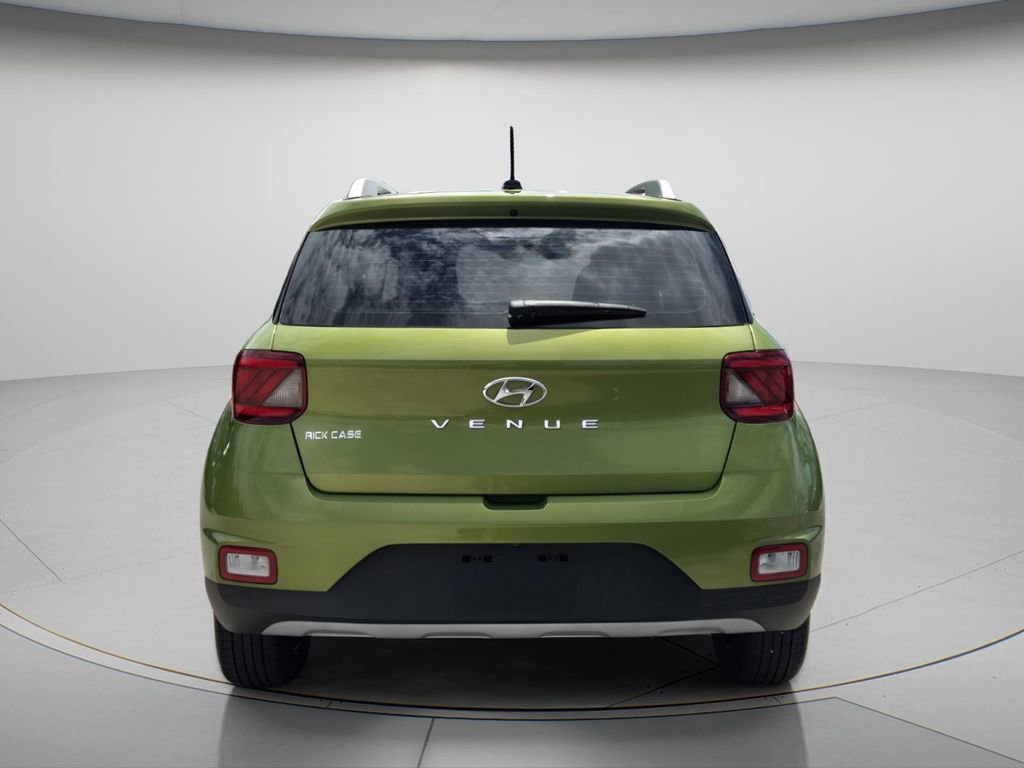 Certified 2023 Hyundai Venue SEL w/ Cargo Package FWD image 6