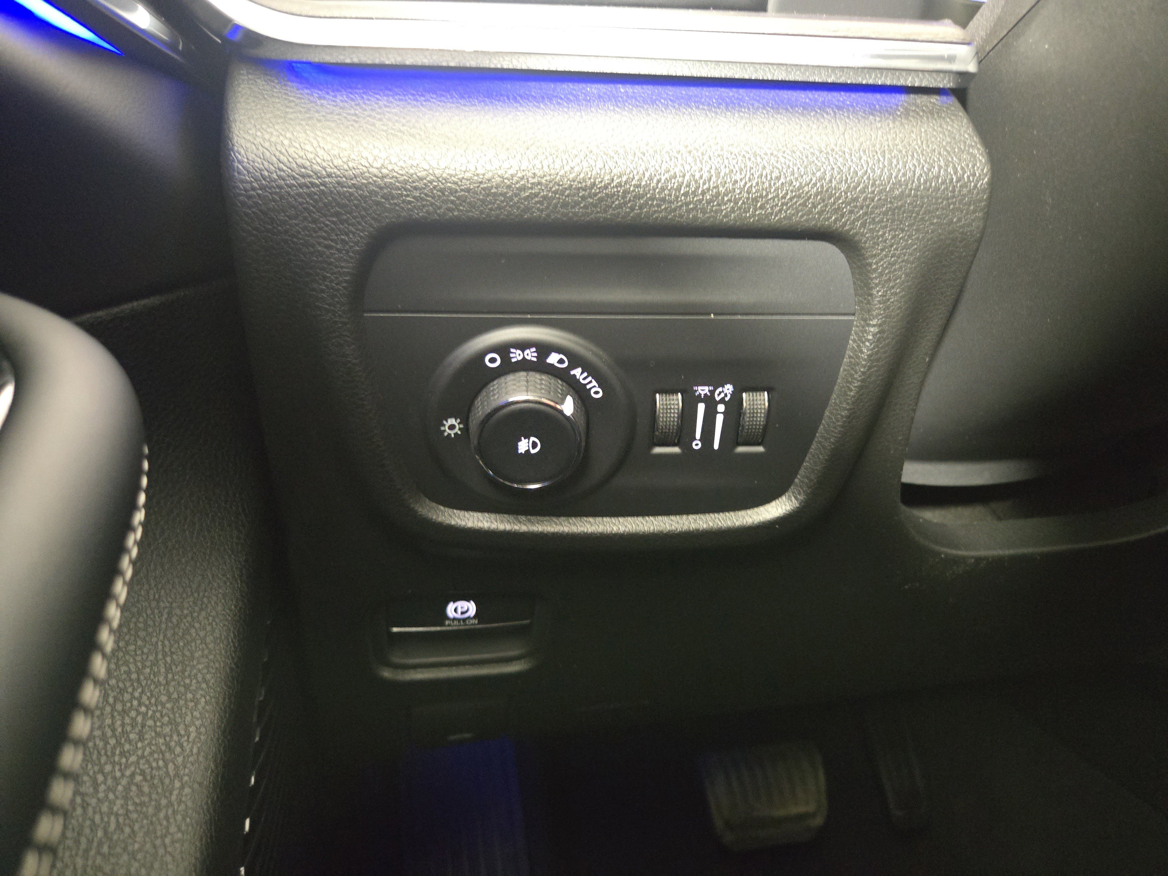 Used 2023 Jeep Grand Cherokee L Overland AWD/4WD image 31