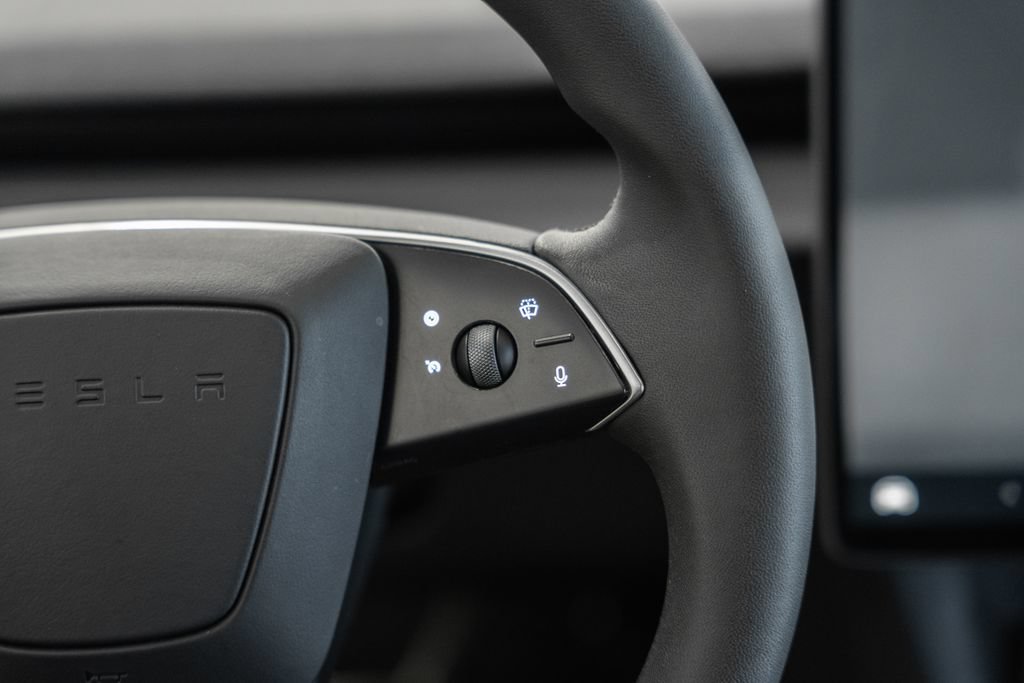 Used 2025 Tesla Model 3 RWD image 21