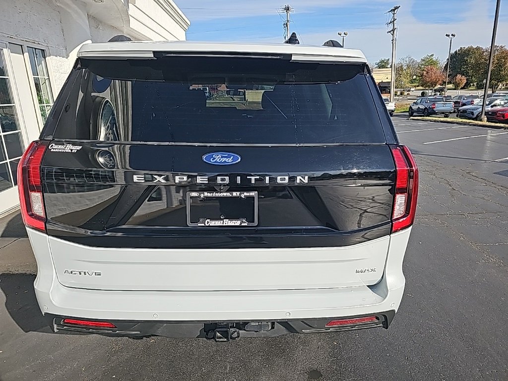 Used 2025 Ford Expedition Max Active image 5