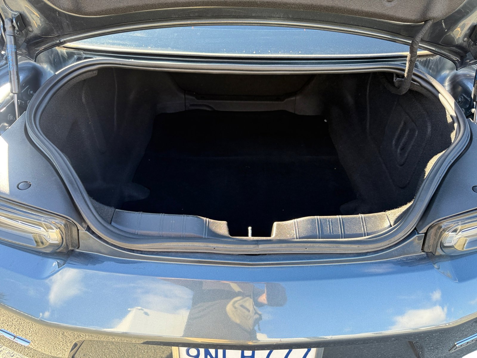 Used 2020 Chevrolet Camaro LT w/ 1LE Track Performance Package image 17