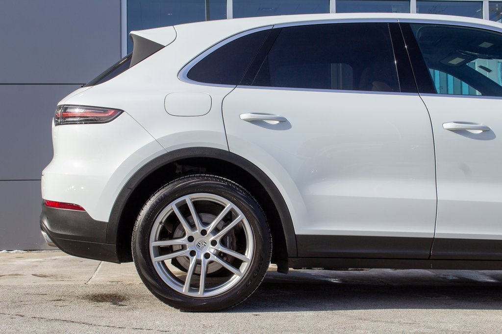 Used 2023 Porsche Cayenne image 6