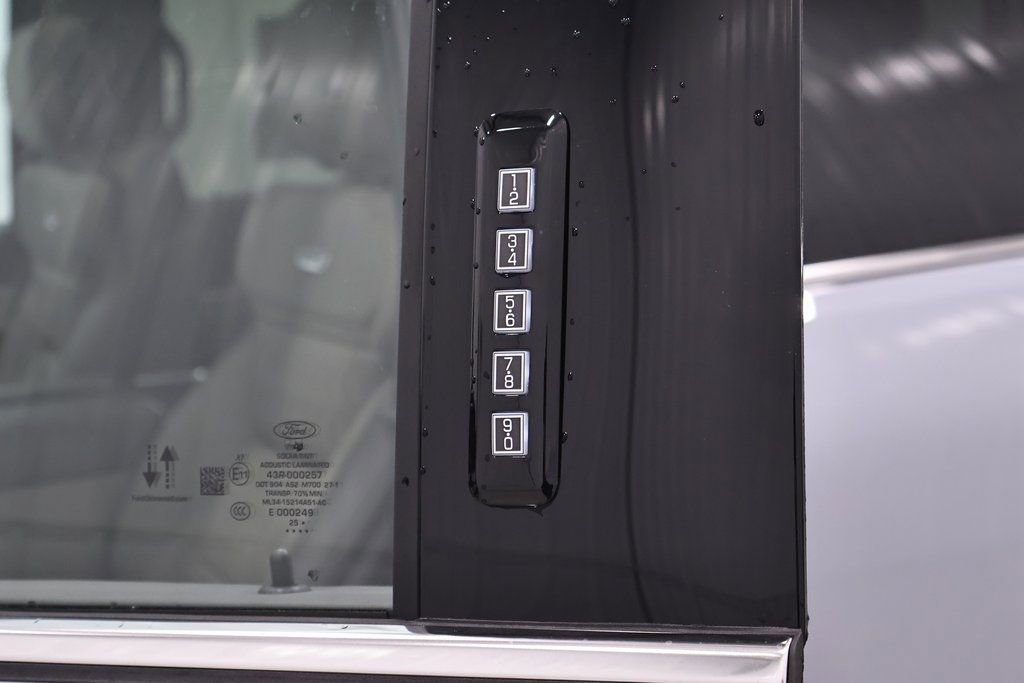 New 2026 Ford F350 Platinum w/ Platinum Plus Package image 33