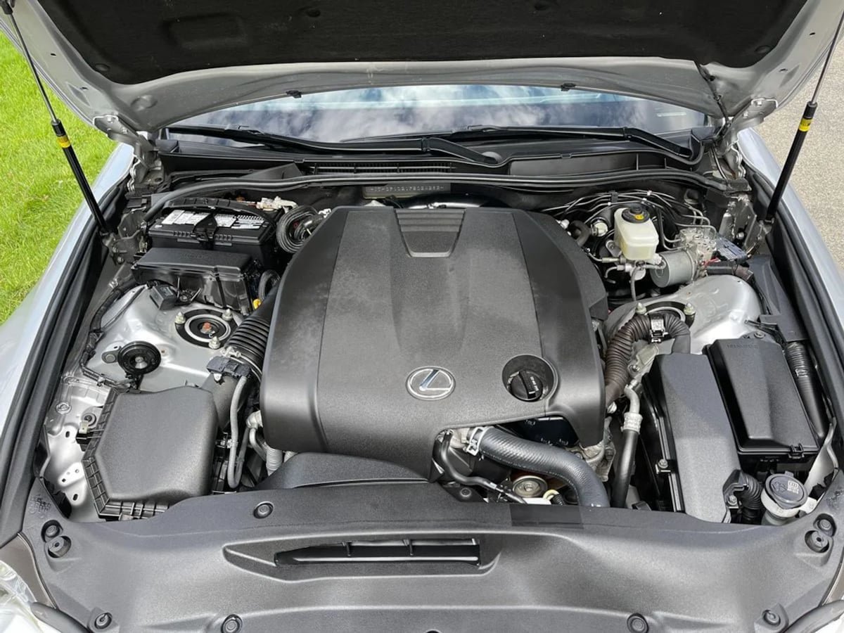 Used 2015 Lexus IS 250 AWD w/ Luxury Package image 32