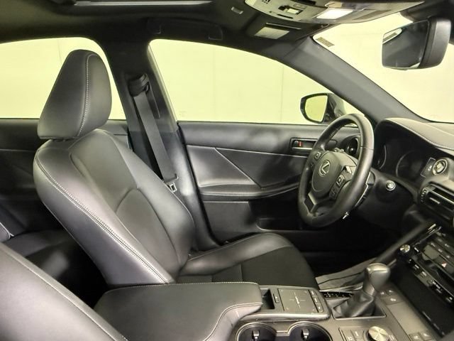 Used 2024 Lexus IS 300 w/ Comfort Package RWD image 33