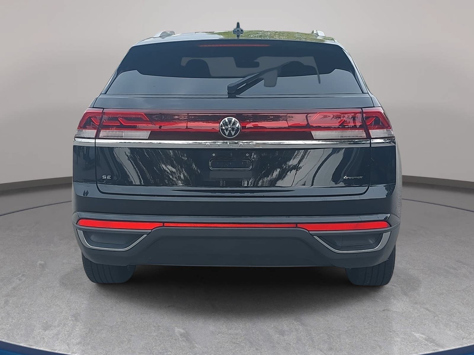 Used 2024 Volkswagen Atlas Cross Sport SE AWD/4WD image 6