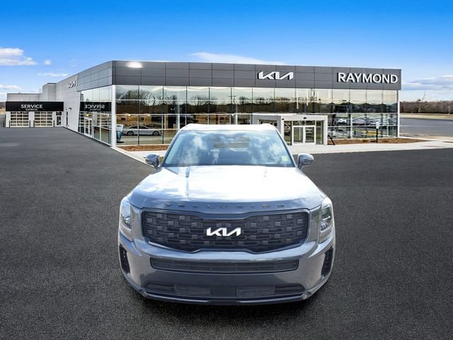 Certified 2022 Kia Telluride EX w/ EX Premium Package AWD/4WD image 9