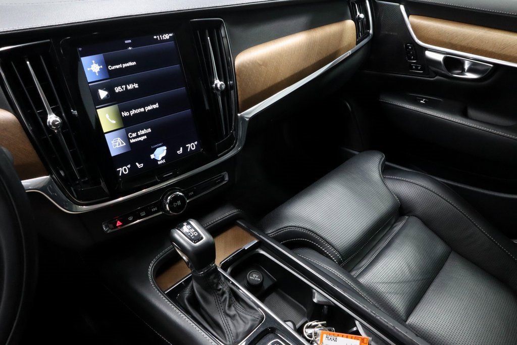 Used 2019 Volvo S90 T6 Inscription w/ Advanced Package image 30