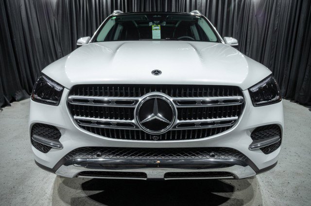 Certified 2025 Mercedes-Benz GLE 350 4MATIC image 2