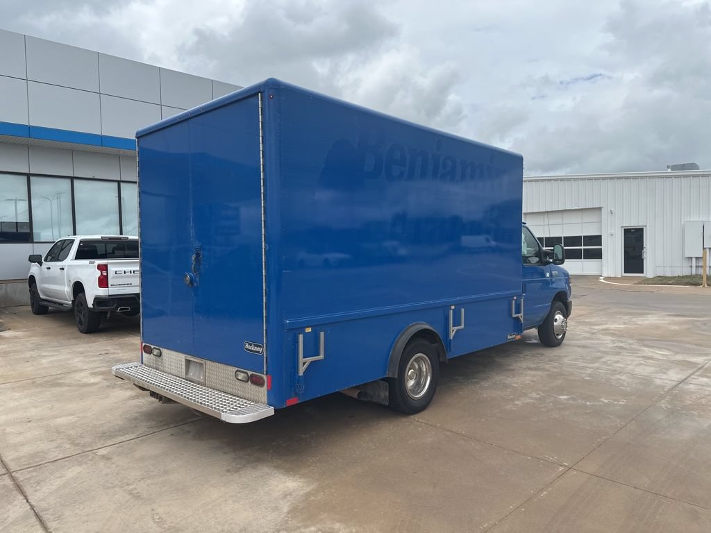 Used 2016 Ford E-350 and Econoline 350 Super Duty RWD image 29