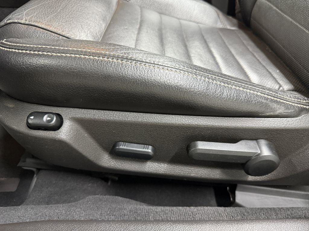 Used 2010 Ford Mustang GT RWD image 19
