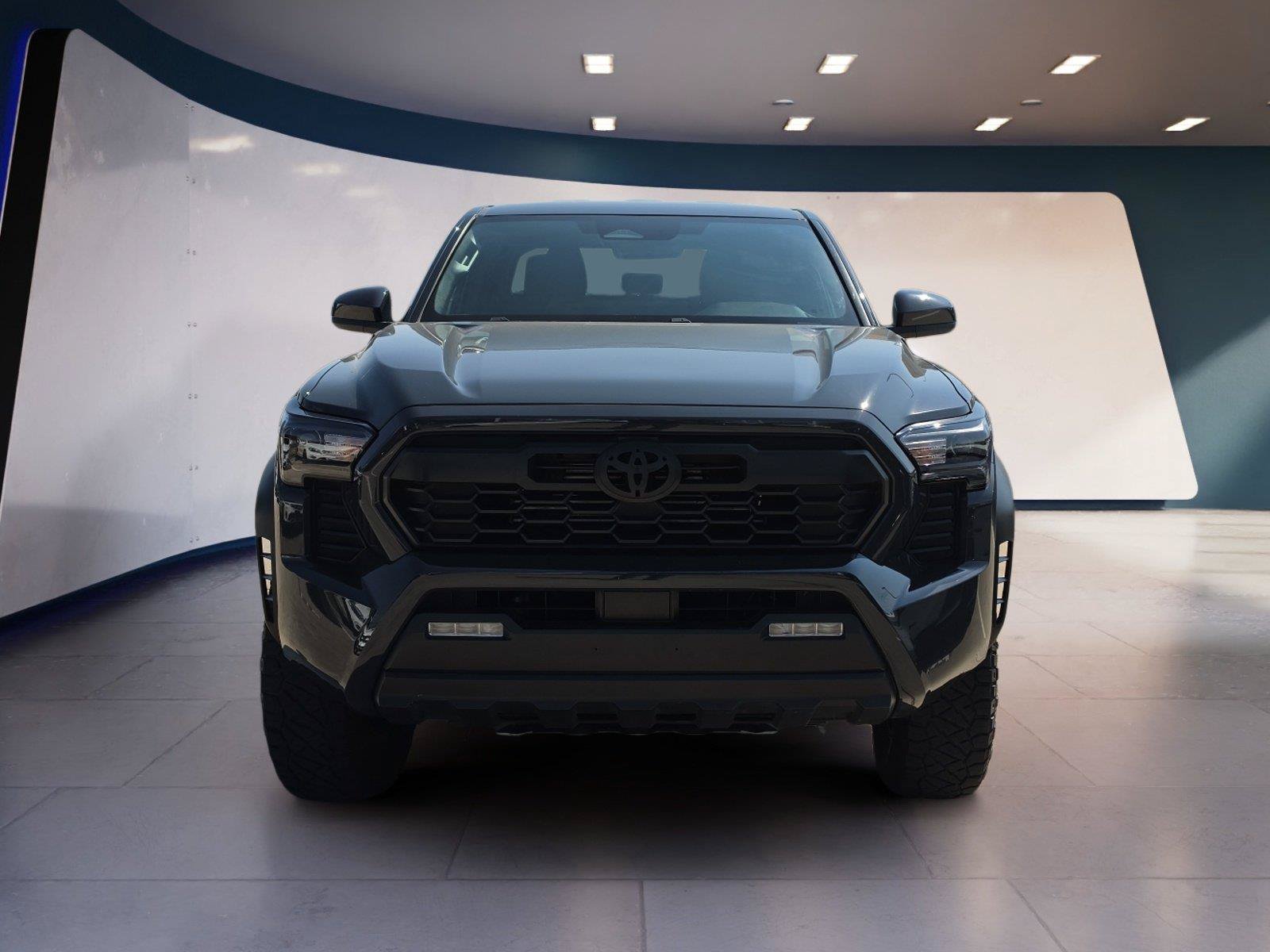 Used 2025 Toyota Tacoma TRD Off-Road AWD/4WD image 8