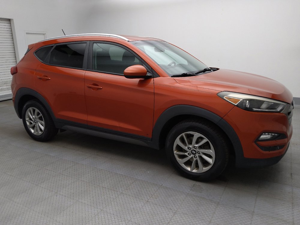 Used 2016 Hyundai Tucson SE w/ Option Group 02 AWD/4WD image 11