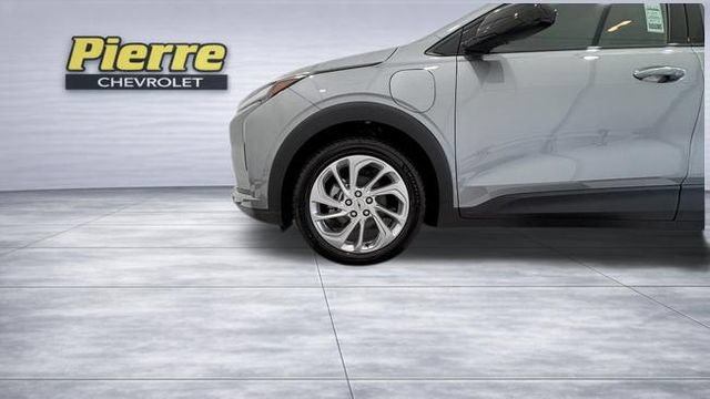 New 2027 Chevrolet Bolt LT w/ Comfort Package FWD image 9