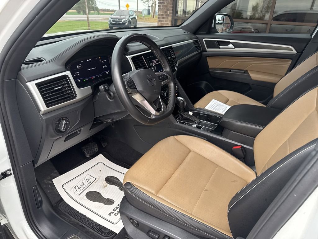 Used 2022 Volkswagen Atlas Cross Sport SE image 24