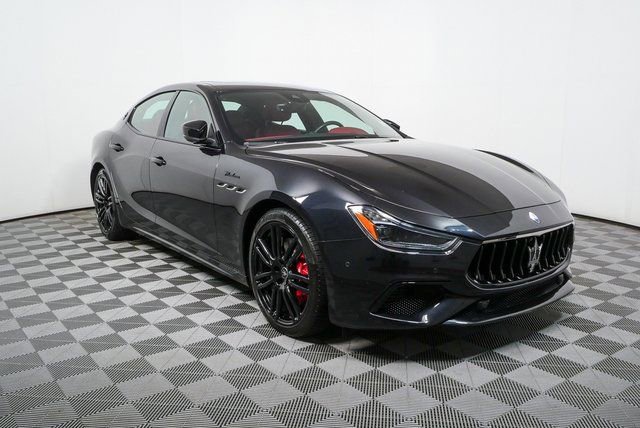 Used 2023 Maserati Ghibli Modena Q4 AWD/4WD image 27