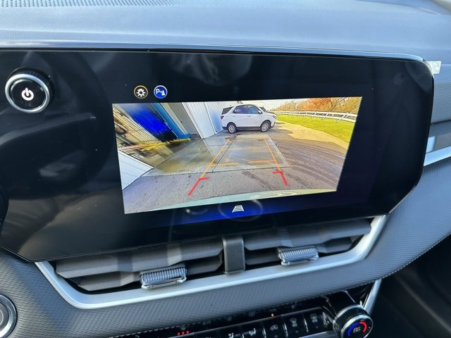 New 2026 Chevrolet Equinox LT image 17