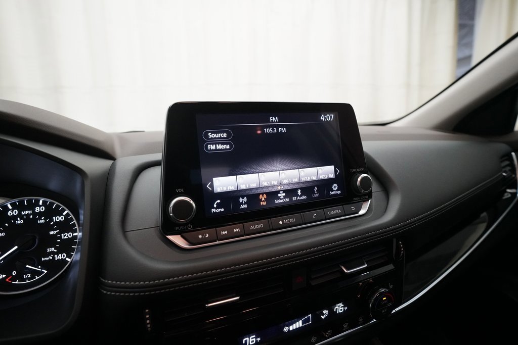 Used 2023 Nissan Rogue SL image 6