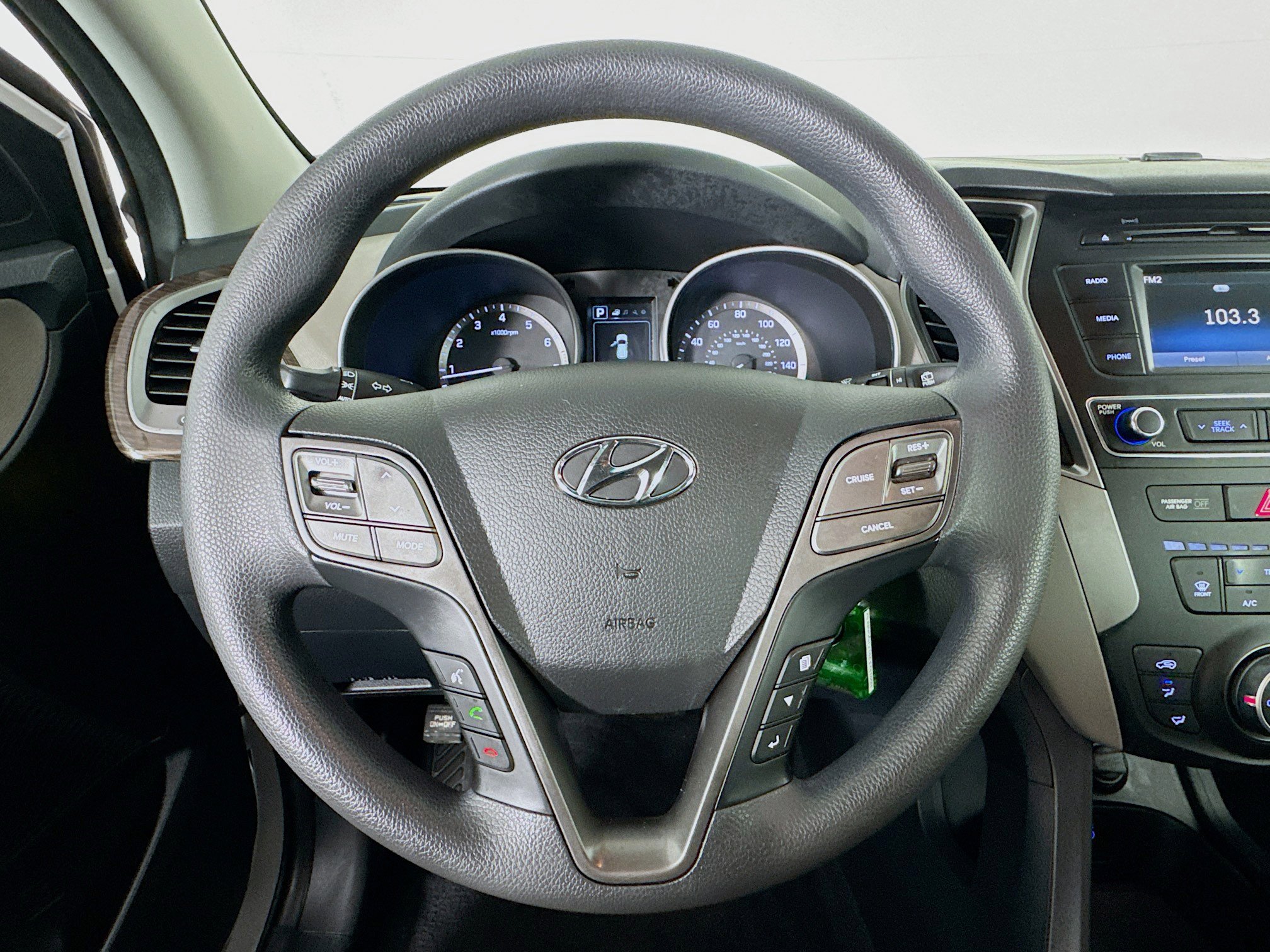 Used 2017 Hyundai Santa Fe Sport image 11