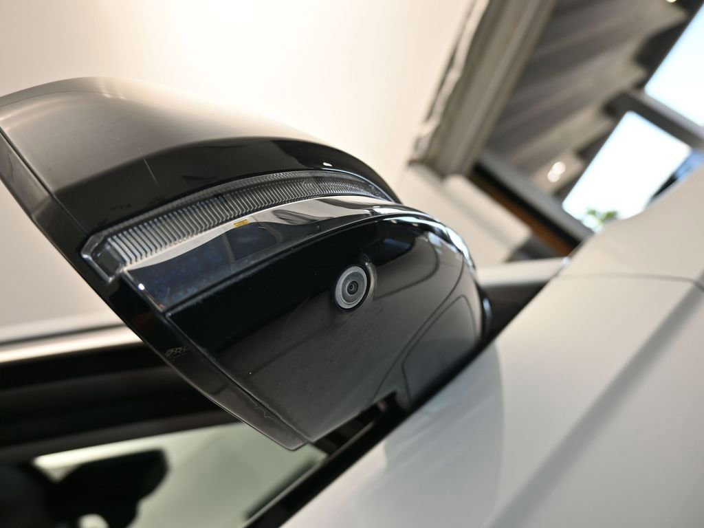 Used 2021 Jeep Grand Cherokee L Limited w/ Luxury Tech Group II image 51