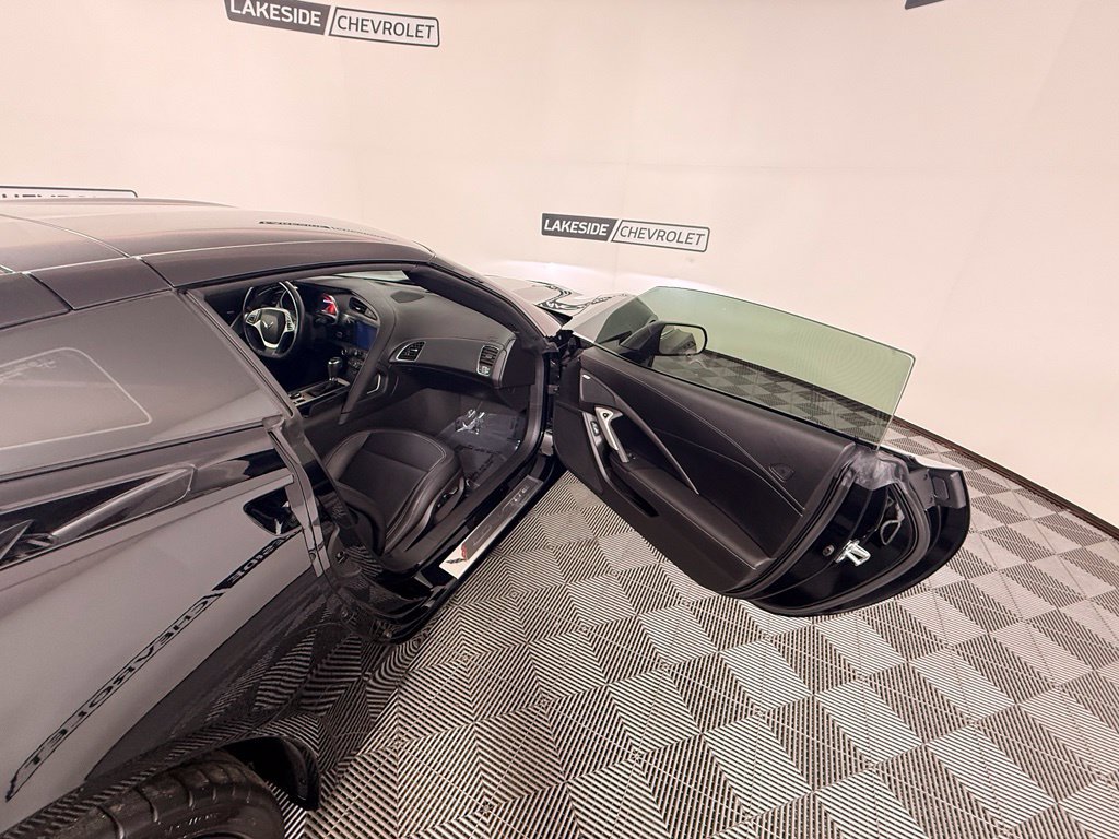 Used 2019 Chevrolet Corvette Stingray Coupe RWD image 20