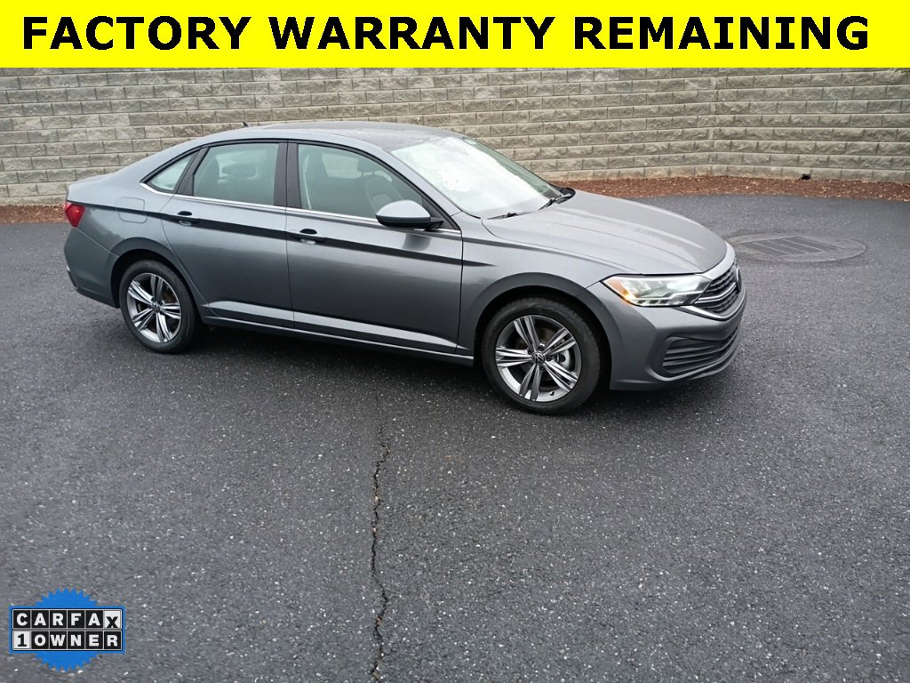 Used 2024 Volkswagen Jetta SE