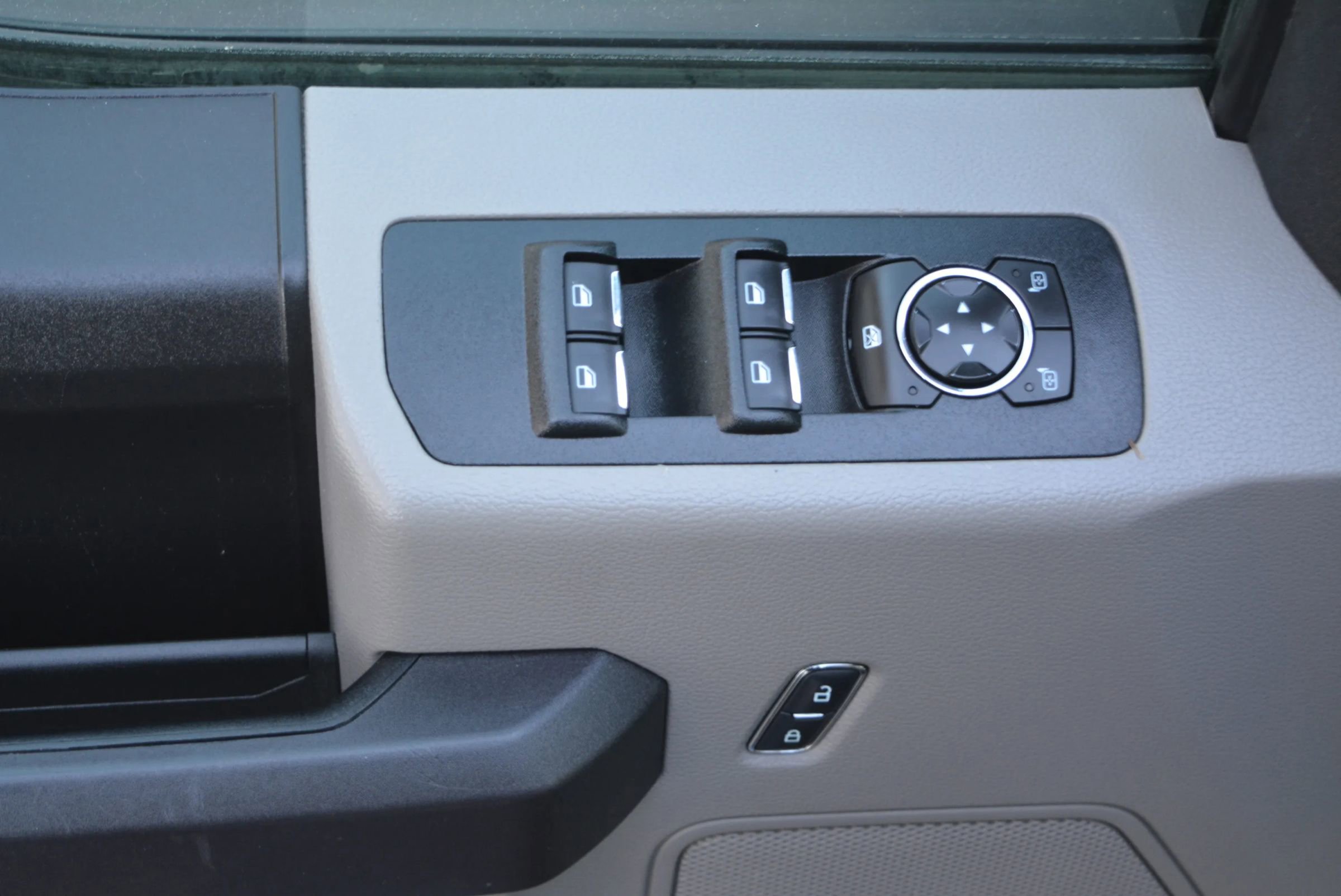 Used 2018 Ford F150 XL w/ XL Power Equipment Group image 29