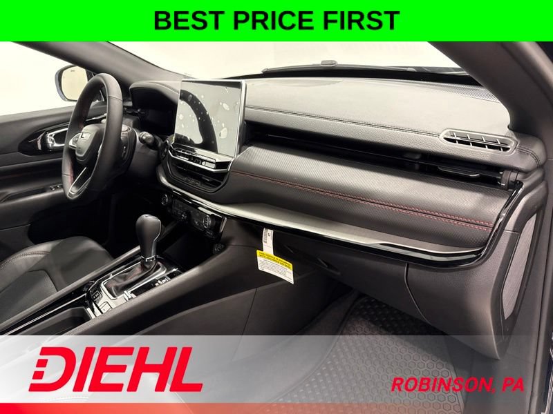 New 2026 Jeep Compass Trailhawk w/ Sun, Sound & Navigation Group AWD/4WD image 16