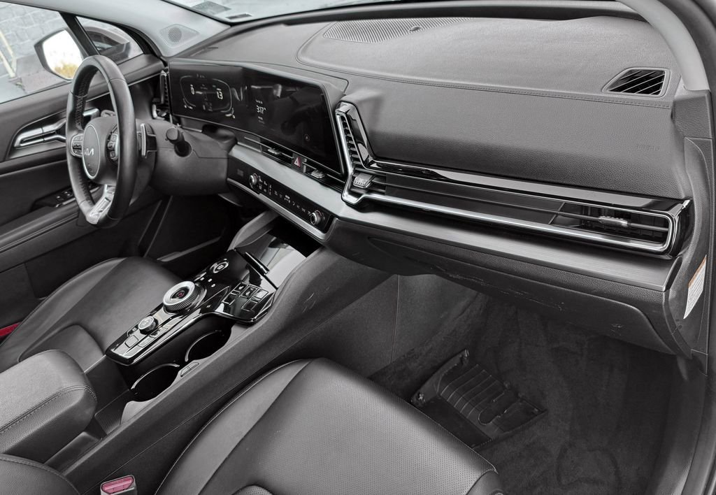 Used 2023 Kia Sportage EX image 26