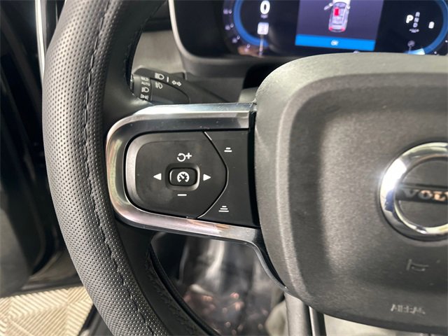 Used 2025 Volvo XC40 B5 Plus w/ Climate Package image 26