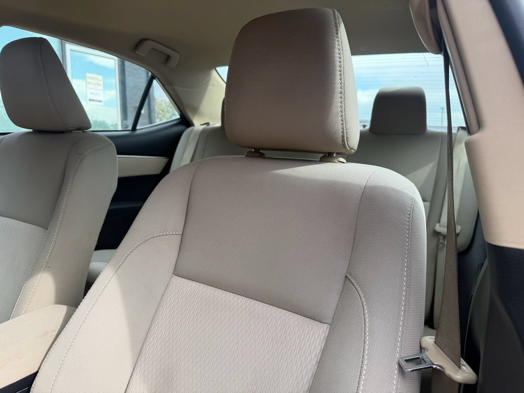 Used 2014 Toyota Corolla LE FWD image 25