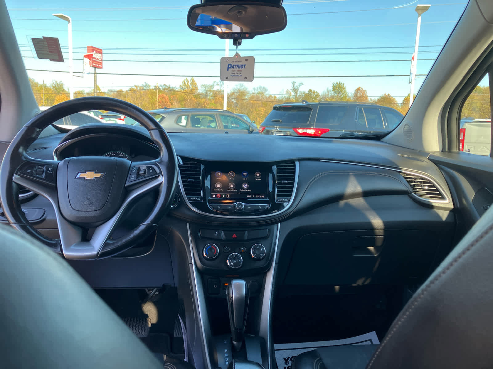 Used 2022 Chevrolet Trax LT w/ Sport Edition image 27