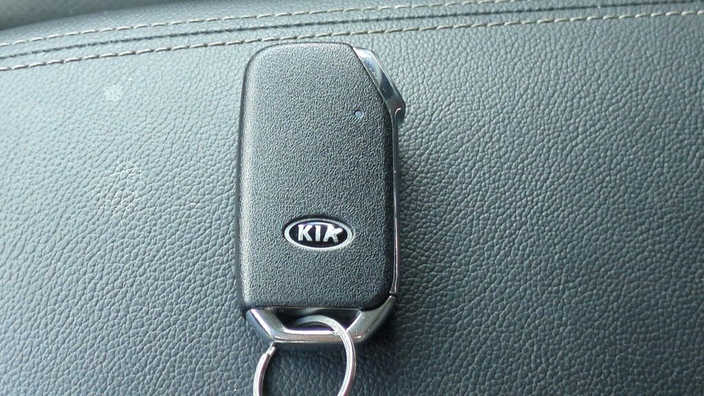 Used 2021 Kia Sportage EX image 27
