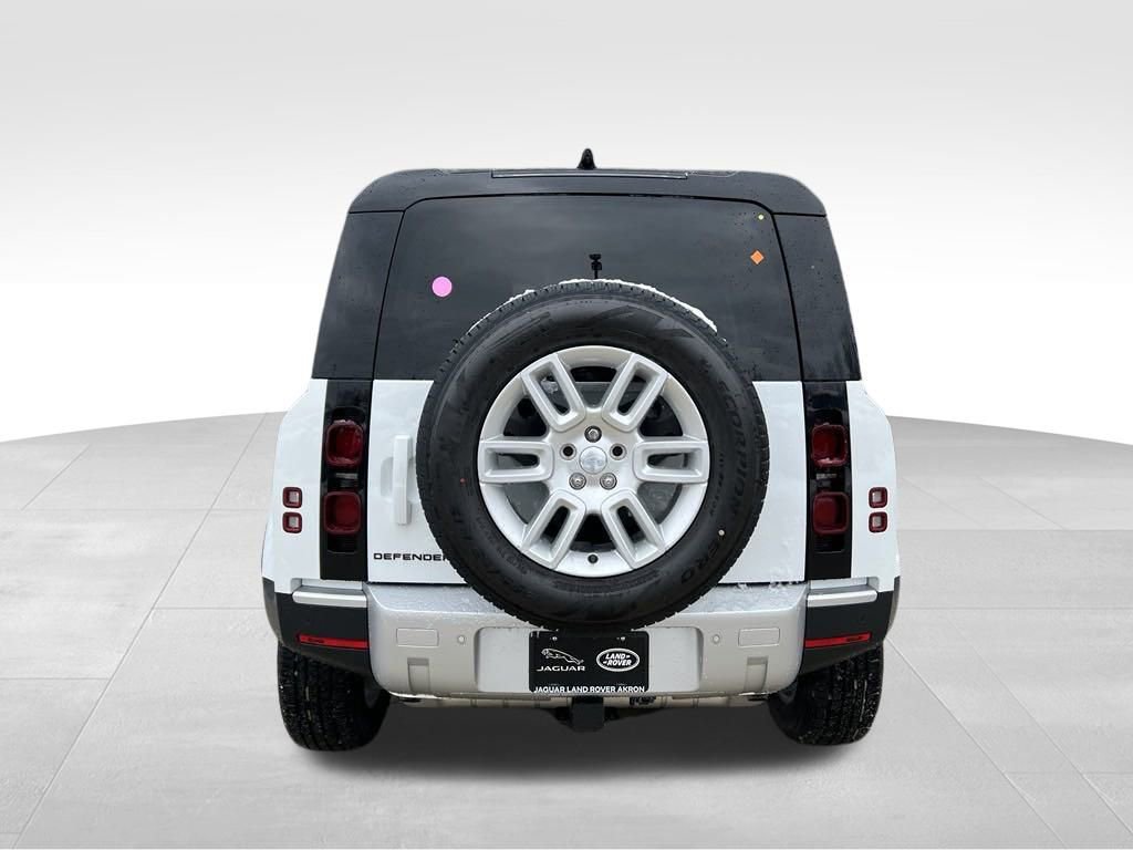 Used 2025 Land Rover Defender 110 S AWD/4WD image 8