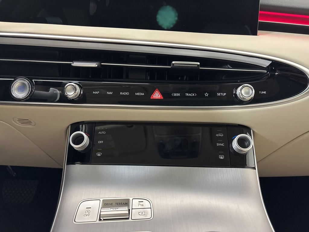 New 2026 Genesis GV70 2.5T Advanced AWD/4WD image 28