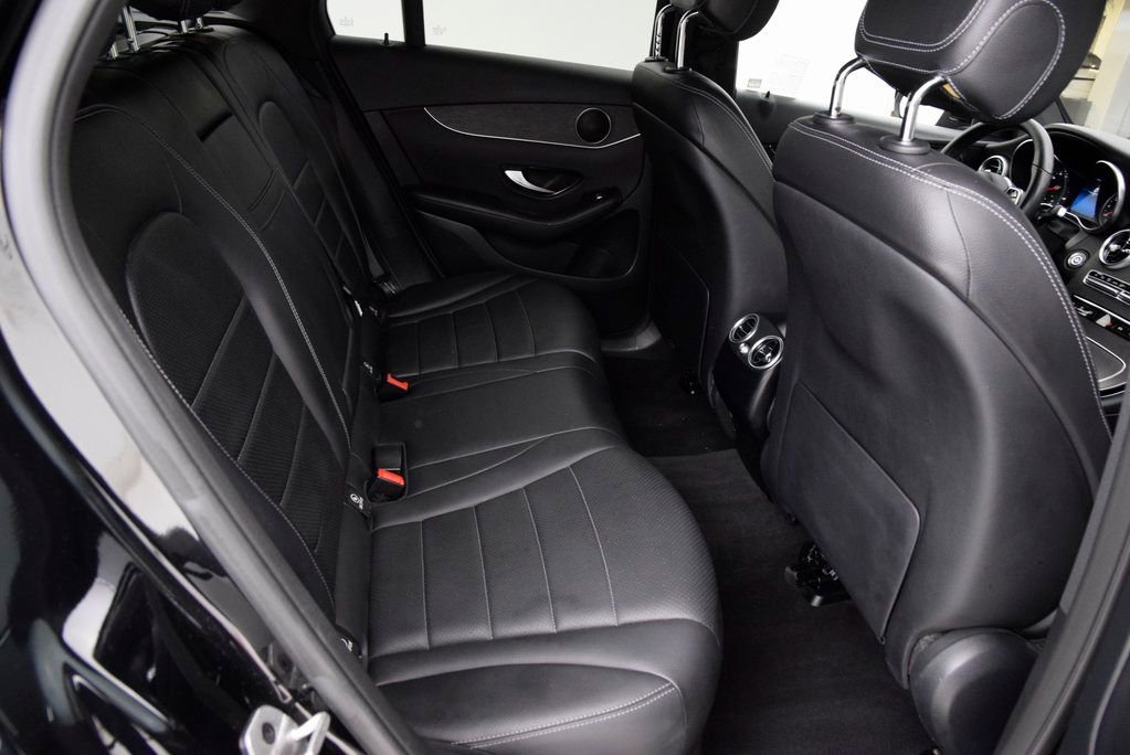Used 2021 Mercedes-Benz GLC 300 image 17