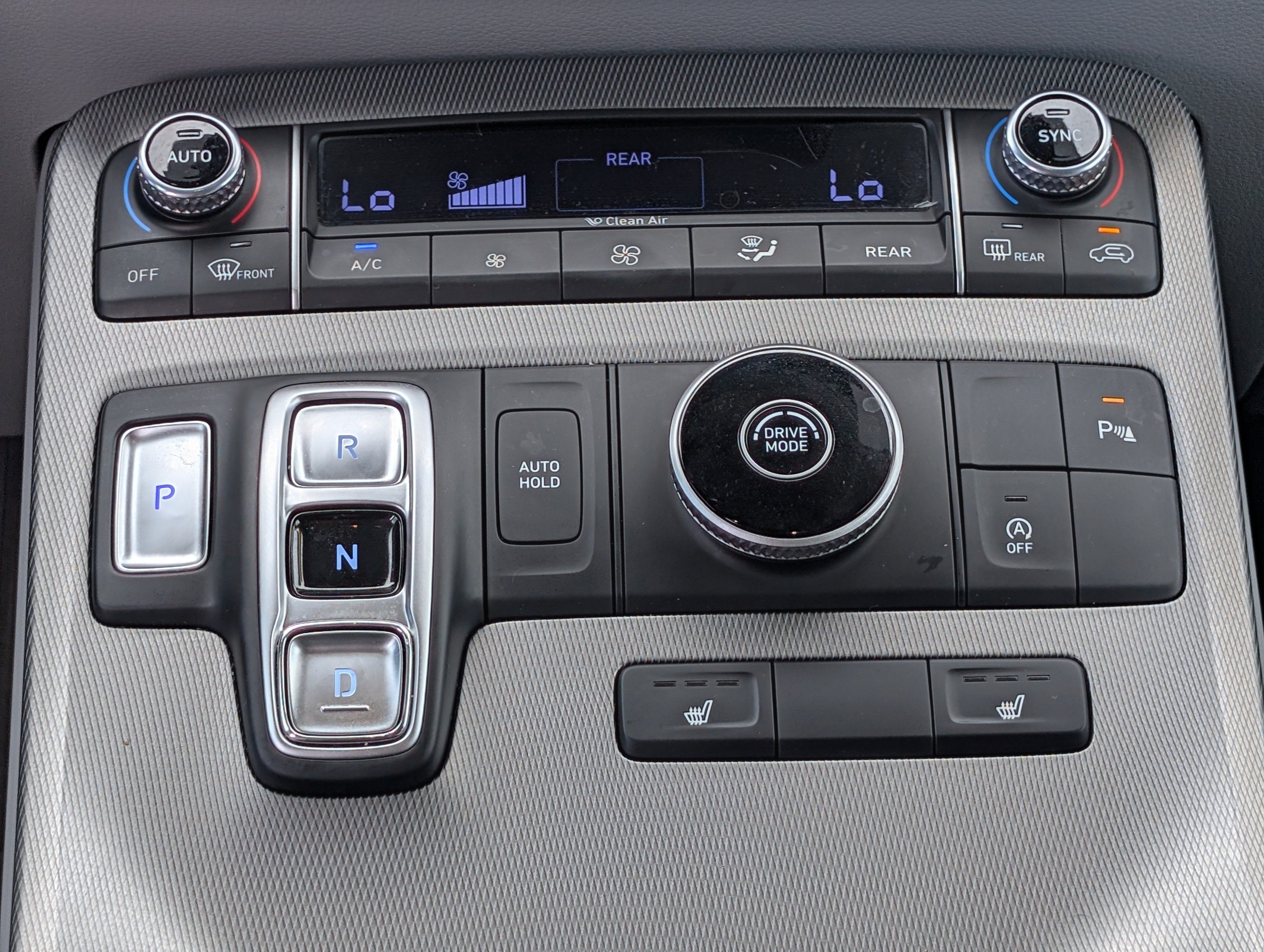 Used 2024 Hyundai Palisade Limited FWD image 20