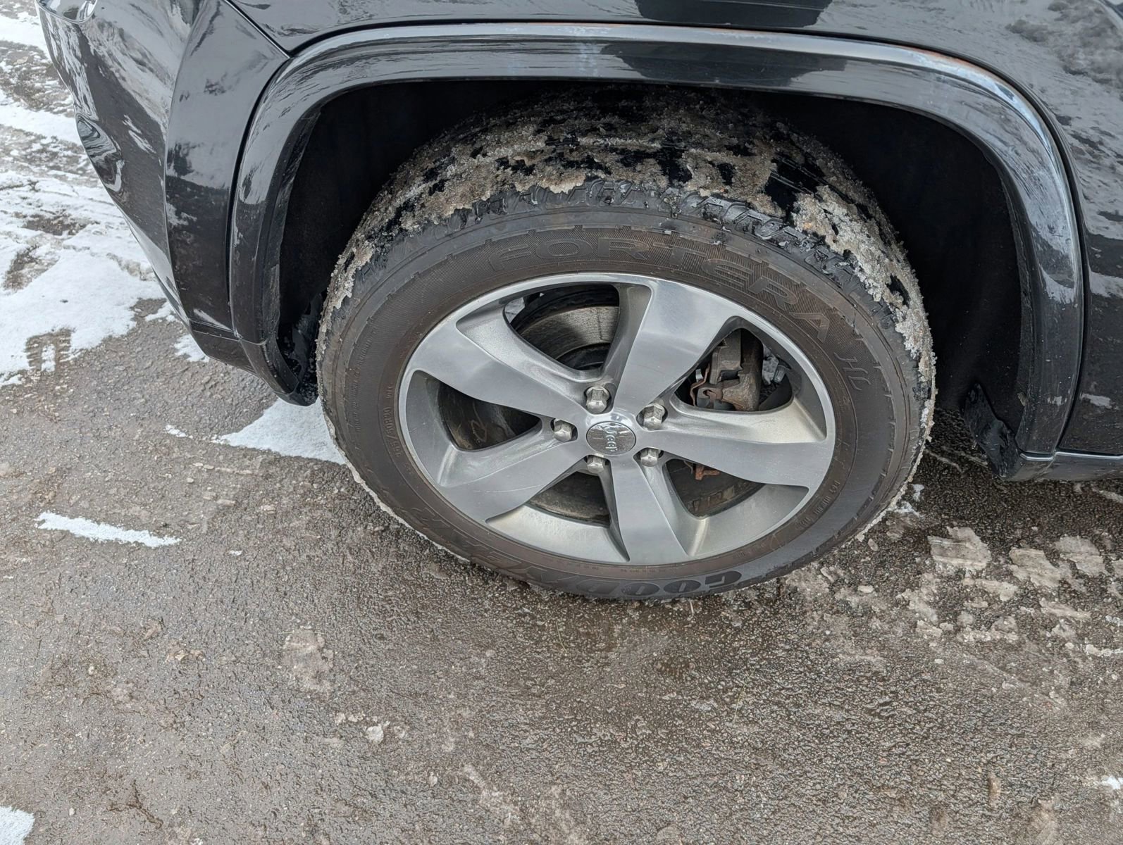 Used 2015 Jeep Grand Cherokee Overland AWD/4WD image 32